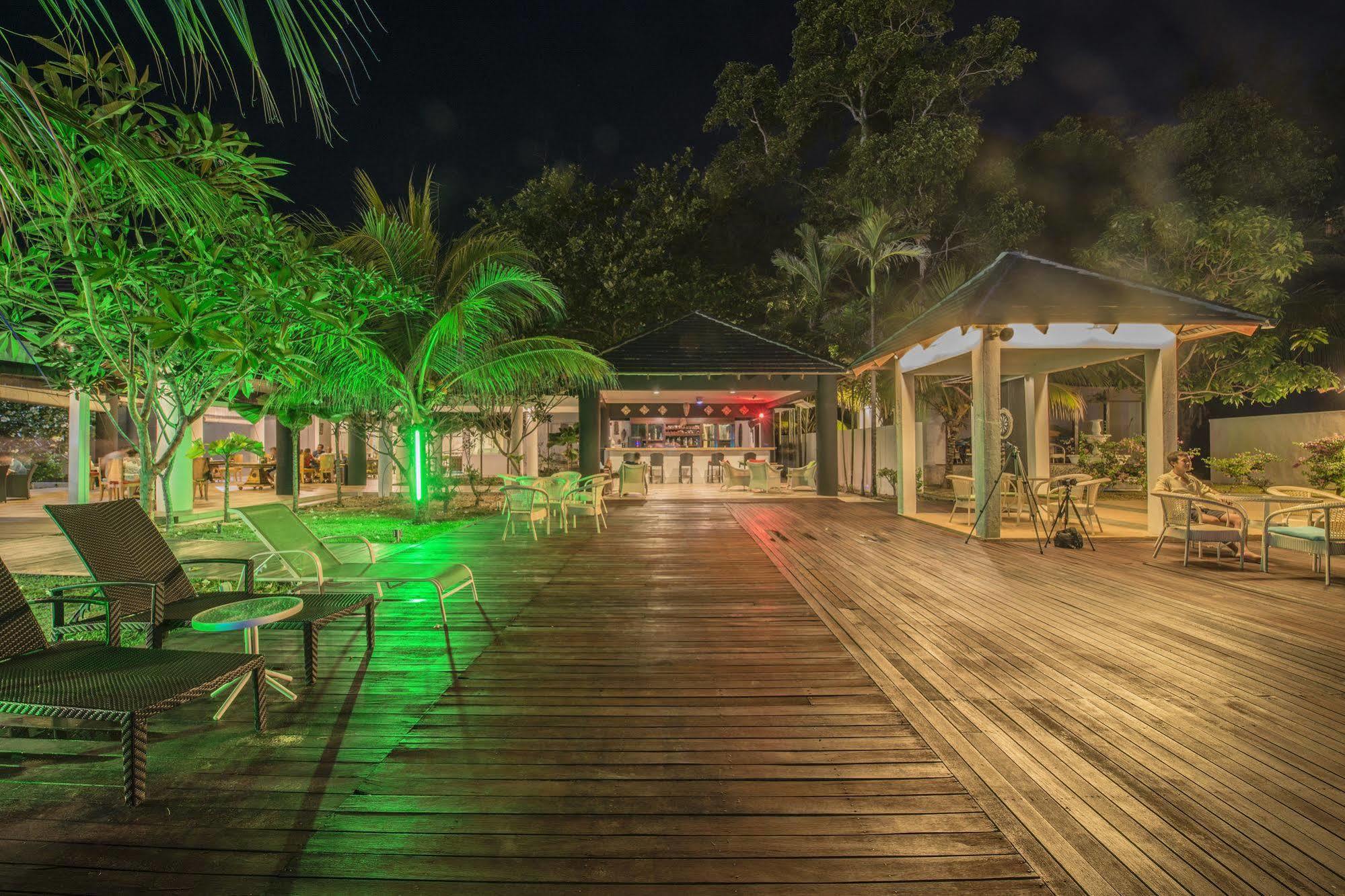 Sari Pacifica Resort & Spa, Sibu Island, Johor Pulau Sibu Extérieur photo
