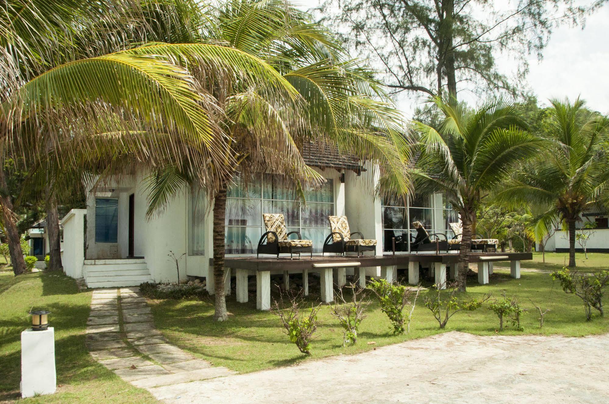 Sari Pacifica Resort & Spa, Sibu Island, Johor Pulau Sibu Extérieur photo